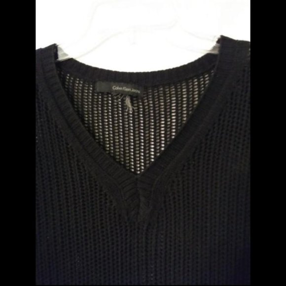 Calvin Klein Sweater - Picture 8 of 10